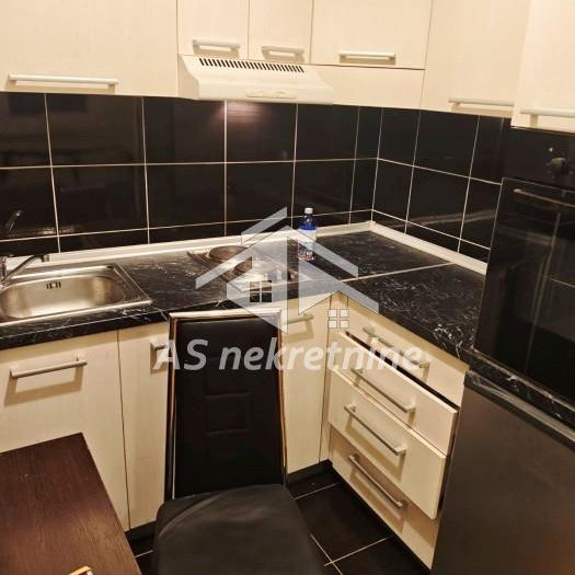 Stan Izdavanje Beograd Blok 22 28 m2