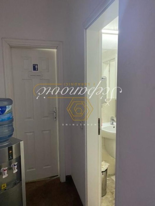 prodaja-lokala-beograd-vN4Ju9vCnA Lokal za izdavanje, Bulevar Oslobođenja, Novi Sad, 353m², 4.942 €/mes