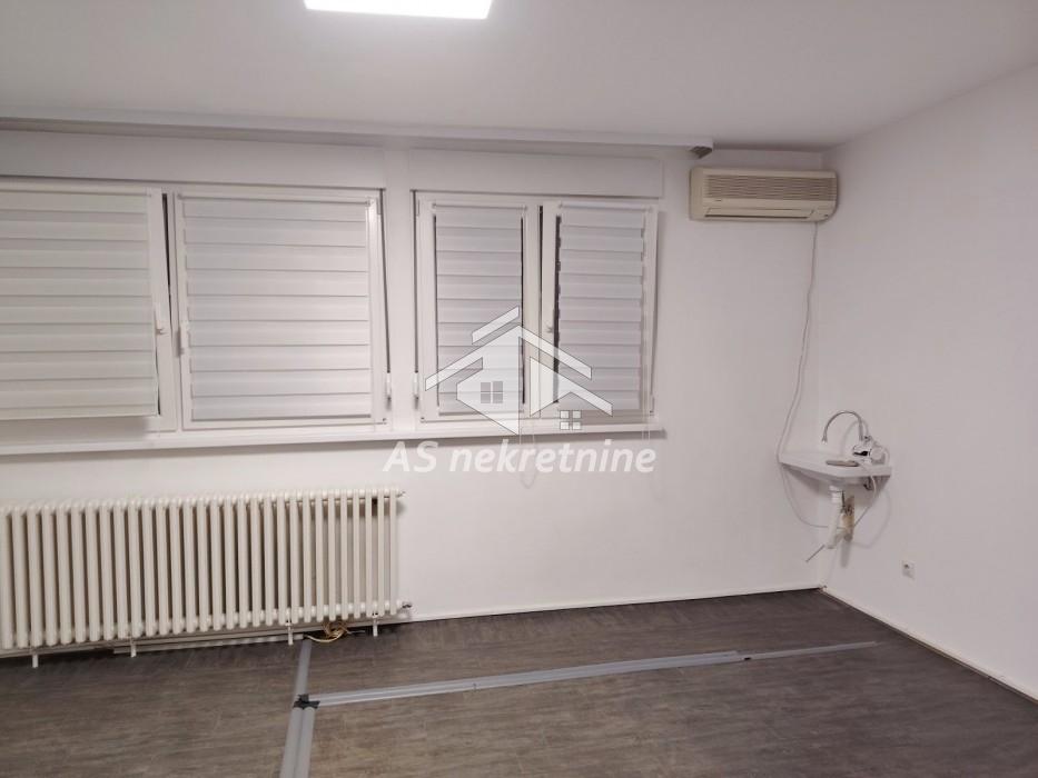 Lokal Izdavanje Beograd 27. Marta 80 m2