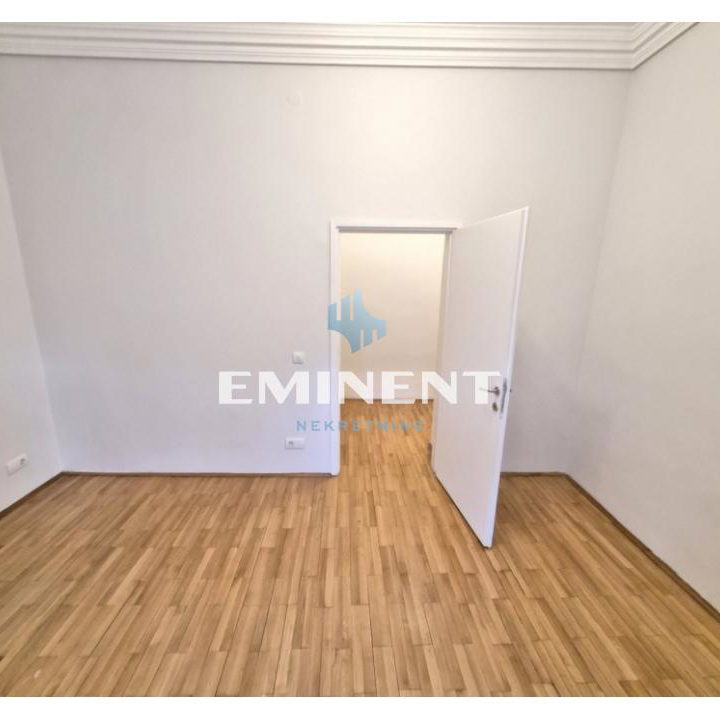 Kuća za izdavanje, Autokomanda, Beograd, 360m², 4.600 €/mes