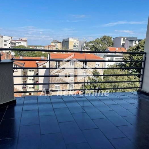 Višesoban stan za izdavanje, Kalenić Pijaca, Beograd, 207m², 2.500 €/mes