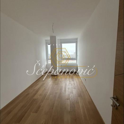 Stan Izdavanje Novi Sad  108 m2
