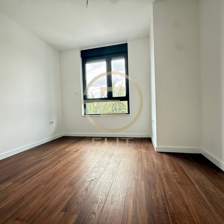 Višesoban stan na prodaju, Bulevar Evrope, Novi Sad, 136m², 367.200 €