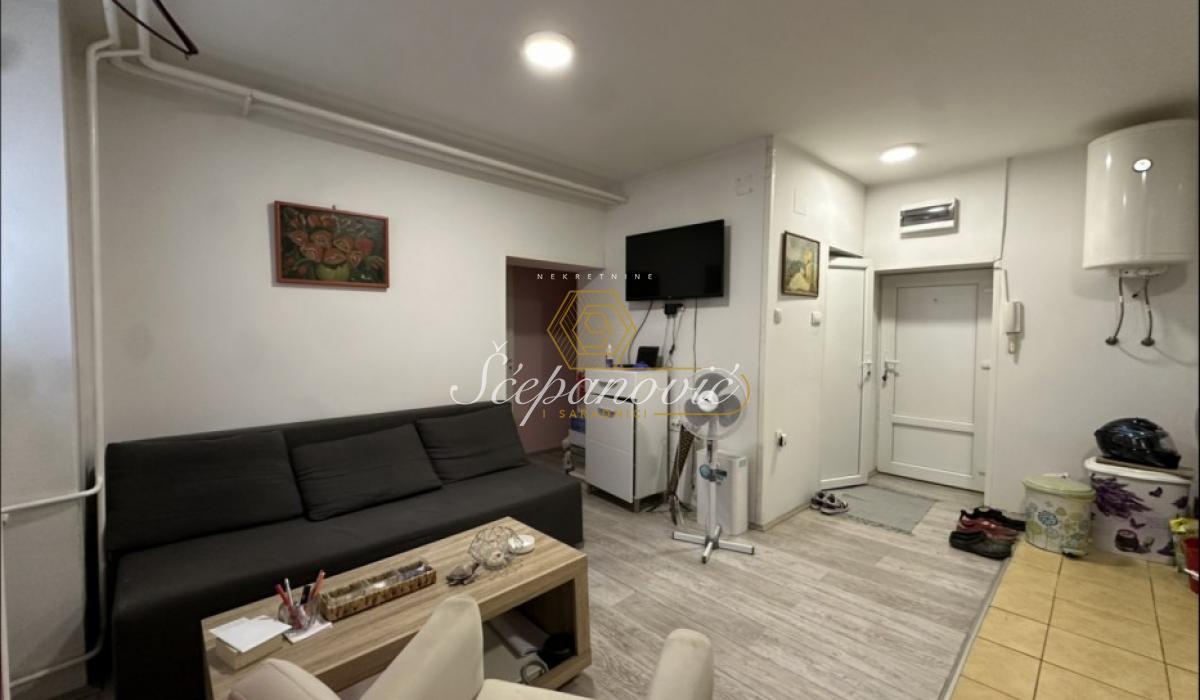 Stan Prodaja Novi Sad  39 m2