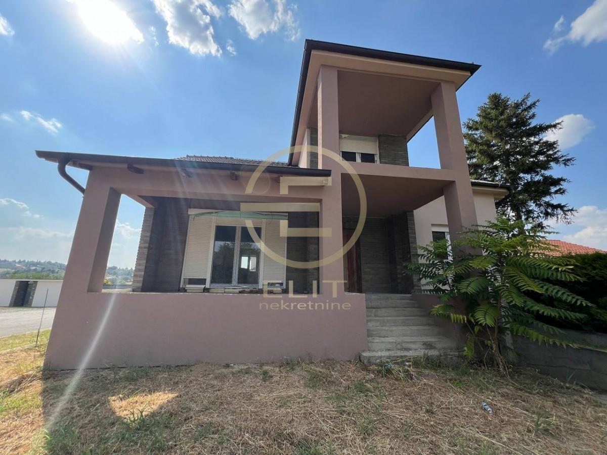Kuća Prodaja Novi Sad Kuća Prodaja Novi Sad Popovica 163 m2