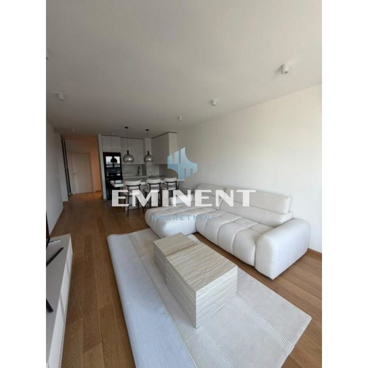 Stan Izdavanje Beograd Blok 65 105 m2