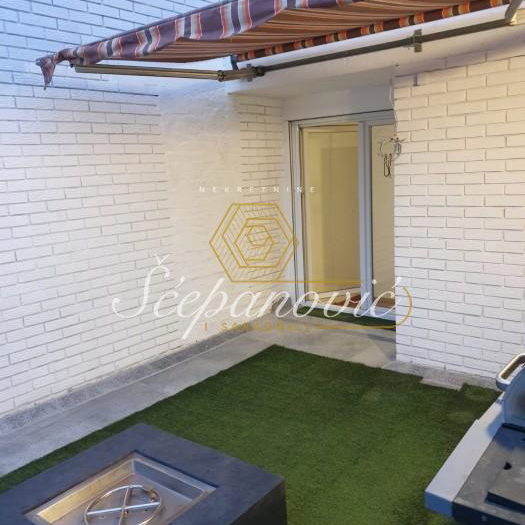 Stan Prodaja Novi Sad  81 m2