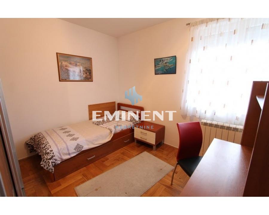 prodaja-lokala-qXygTftX3r Četvorosoban stan na prodaju, Autokomanda, Beograd, 80m², 237.000 €