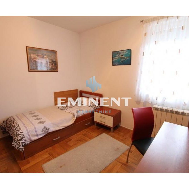 Četvorosoban stan na prodaju, Autokomanda, Beograd, 80m², 237.000 €