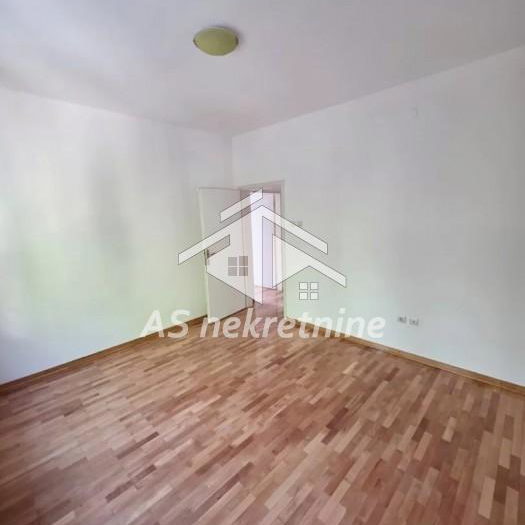 Stan Izdavanje Beograd Dedinje 104 m2