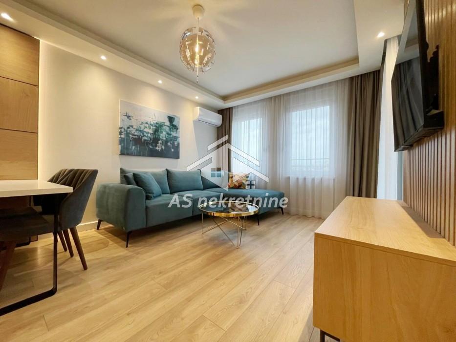 Dvosoban stan za izdavanje, Vojvode Stepe, Beograd, 55m², 900 €/mes