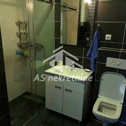 Stan Izdavanje Beograd Cvetkova Pijaca 60 m2