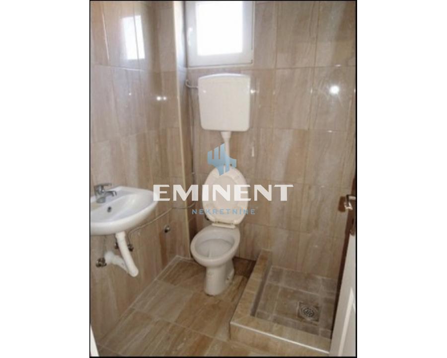 Lokal Izdavanje Beograd Lokal Izdavanje Beograd 550 m2