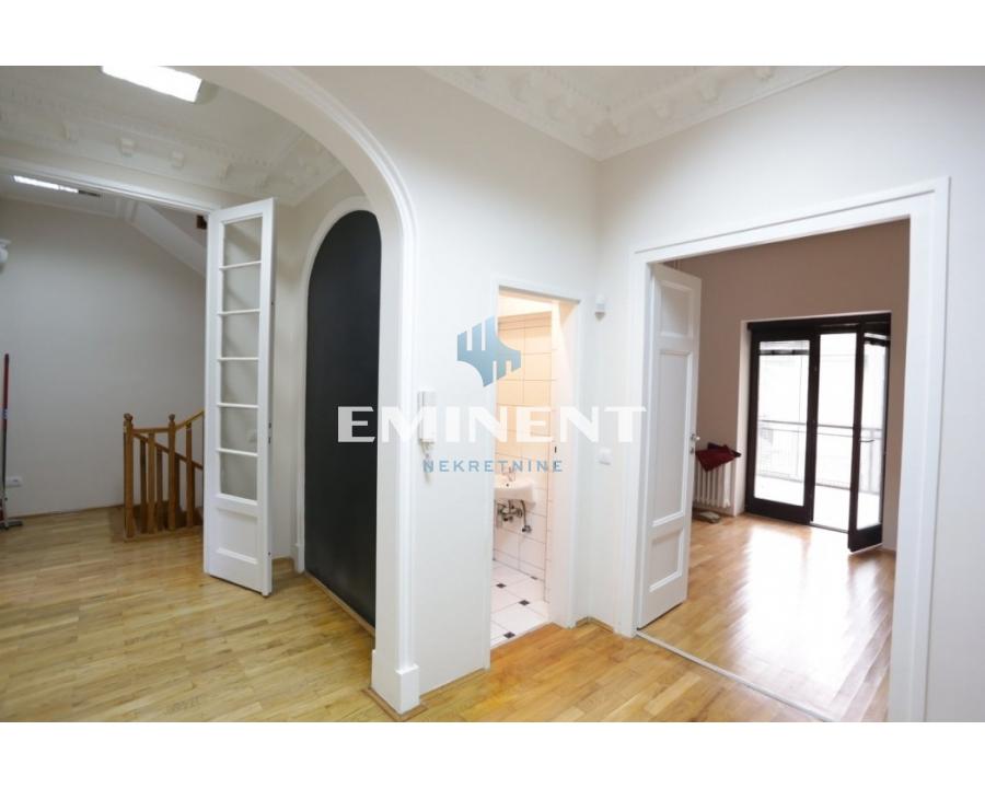 prodaja-nekretnina-1JLwFvAUlP Kuća Izdavanje Beograd Autokomanda 360 m2