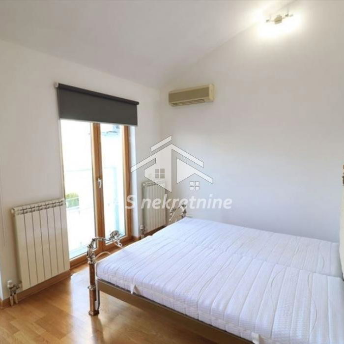 Četvorosoban stan za izdavanje, 27. Marta, Beograd, 222m², 2.200 €/mes