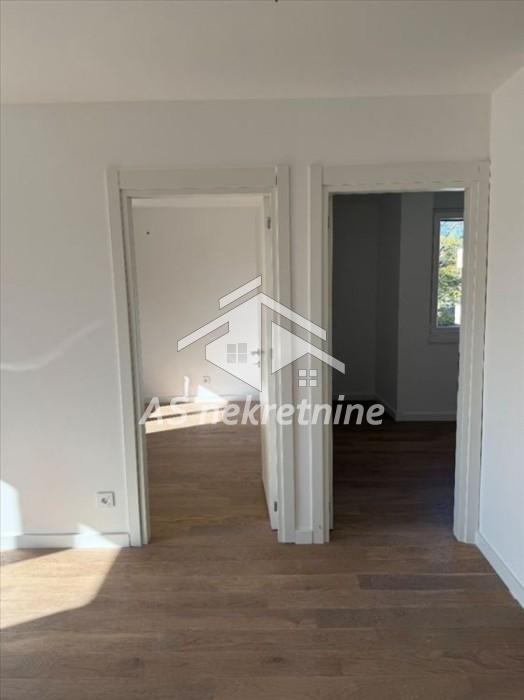Stan Prodaja Beograd Stan Prodaja Beograd Cara Dušana 71 m2