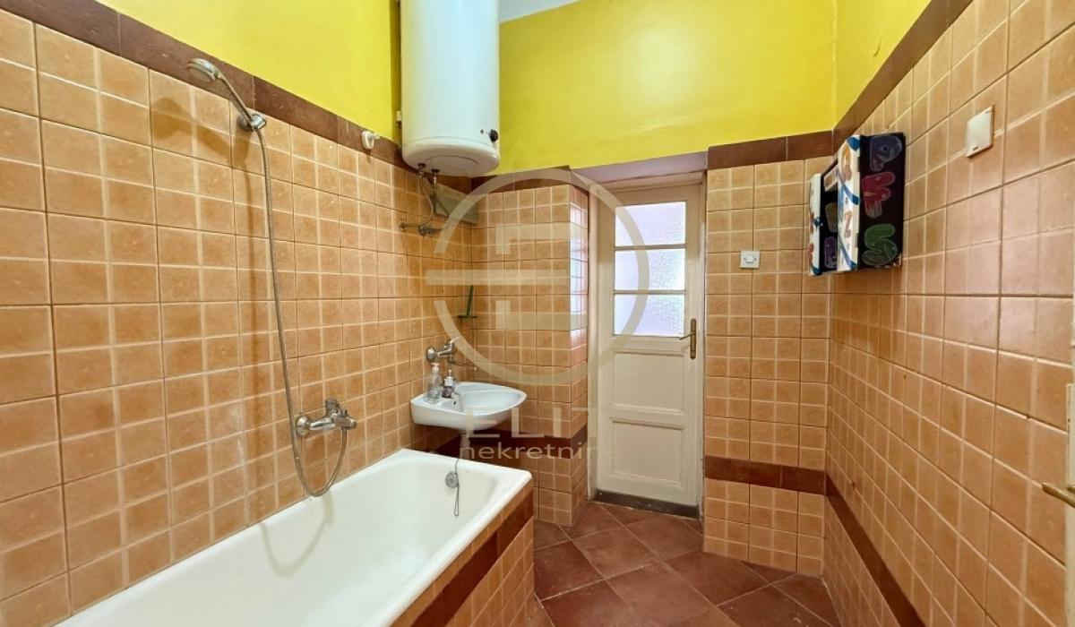 Lokal za izdavanje, Centar, Novi Sad, 93m², 600 €/mes