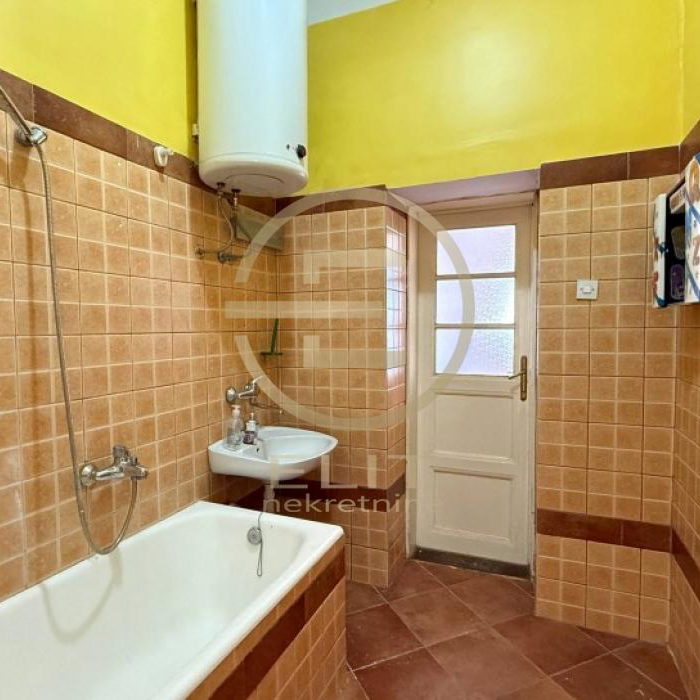 Lokal za izdavanje, Centar, Novi Sad, 93m², 600 €/mes
