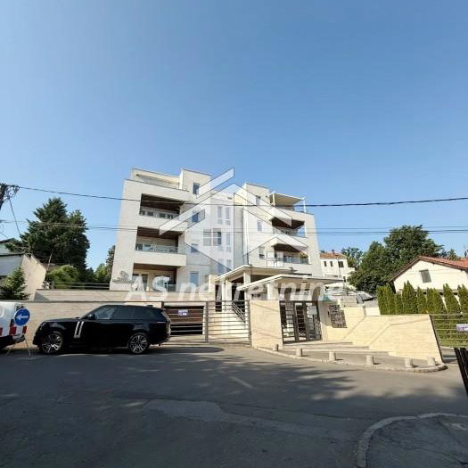 Četvorosoban stan za izdavanje, Senjak, Beograd, 157m², 2.200 €/mes