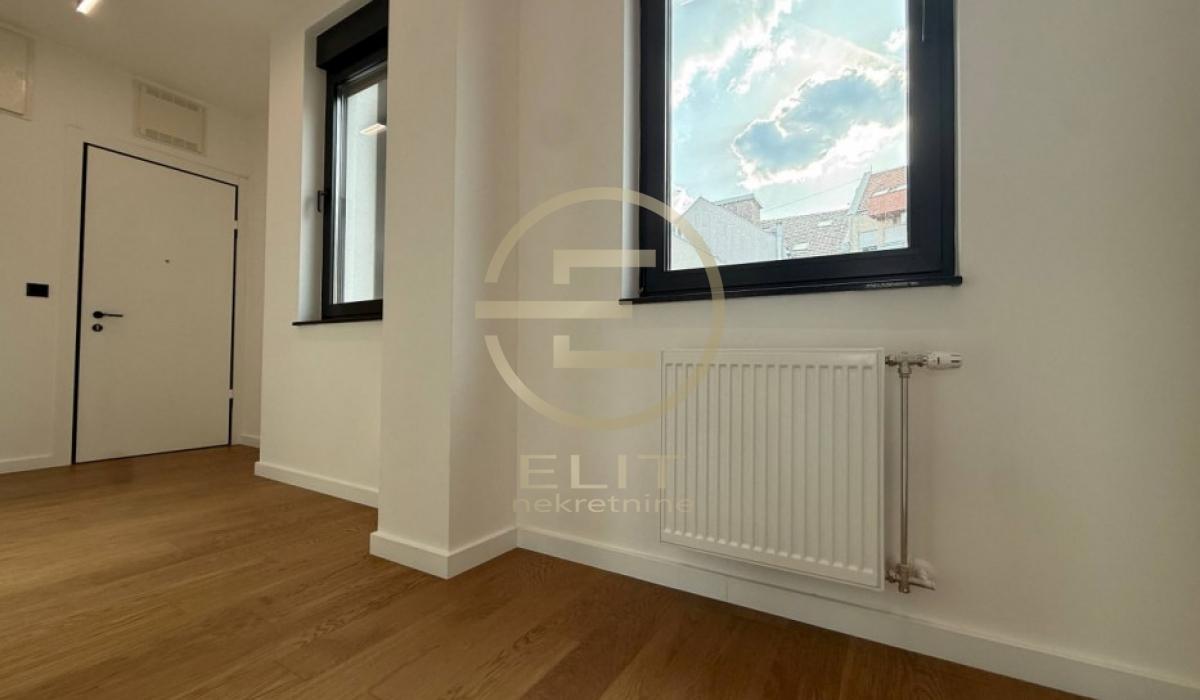Četvorosoban stan na prodaju, Grbavica, Novi Sad, 98.51m², 325.000 €