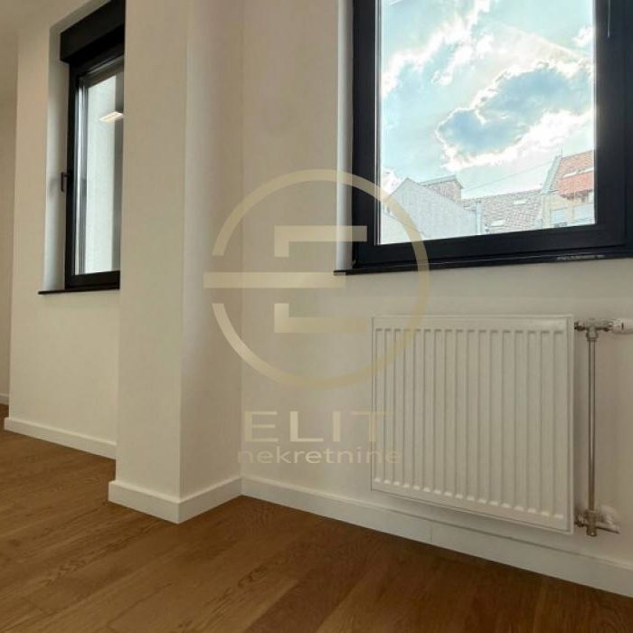 Četvorosoban stan na prodaju, Grbavica, Novi Sad, 98.51m², 325.000 €