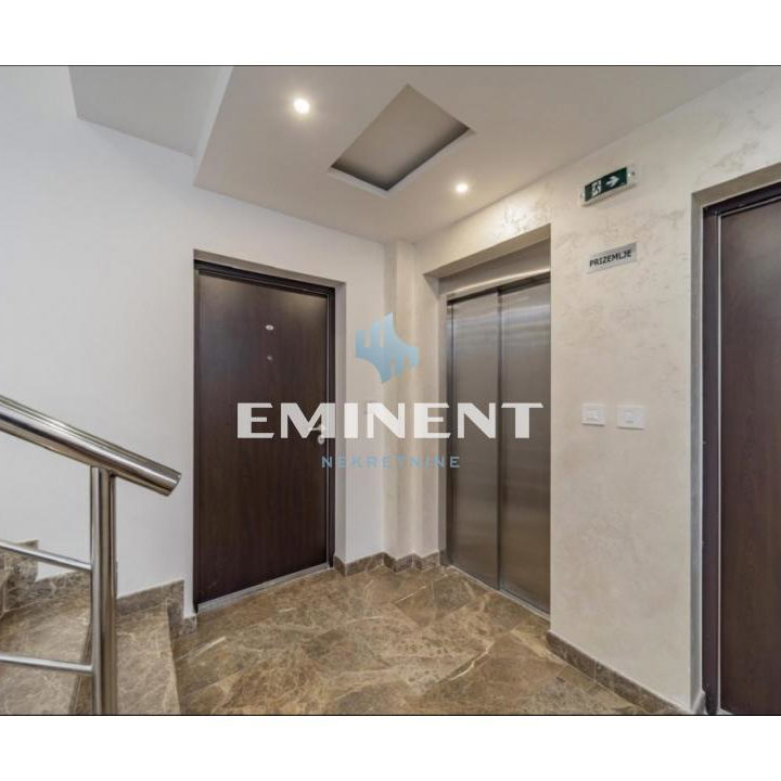 Dvosoban stan za izdavanje, Vukov Spomenik, Beograd, 41m², 800 €/mes