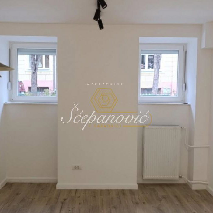 Stan Prodaja Novi Sad  31 m2