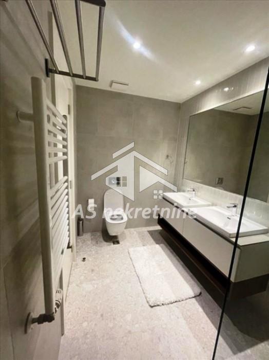 Četvorosoban stan za izdavanje, Beograd na Vodi, Beograd, 111m², 3.000 €/mes