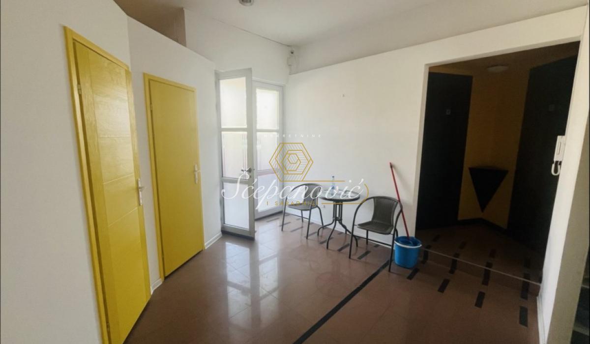 Lokal Prodaja Novi Sad  110 m2