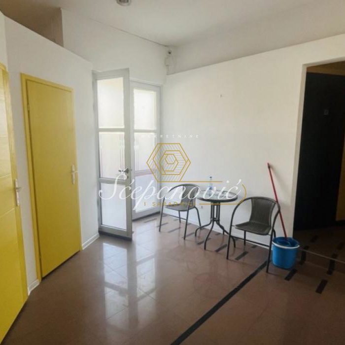 Lokal Prodaja Novi Sad  110 m2