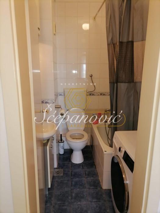 Trosoban stan na prodaju, Salajka, Novi Sad, 71m², 160.000 €
