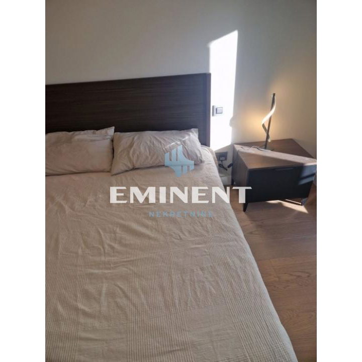 Dvosoban stan za izdavanje, Blok 65, Beograd, 56m², 5. sprat, 1.000 €/mes