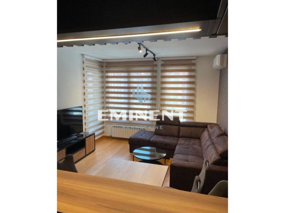 Stan Izdavanje Beograd Blok 65 45 m2