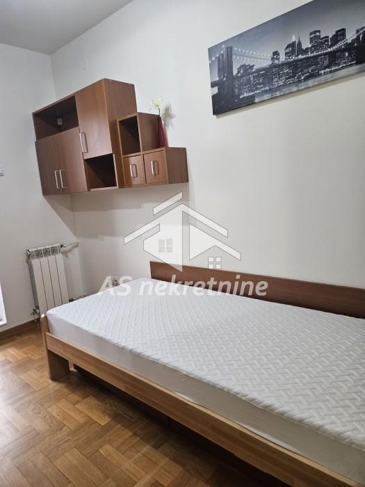 Trosoban stan za izdavanje, Bulbulder, Beograd, 63m², 900 €/mes