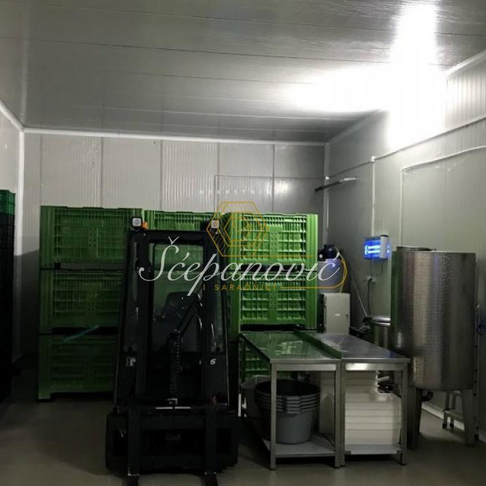 Lokal Prodaja Bečej  306 m2