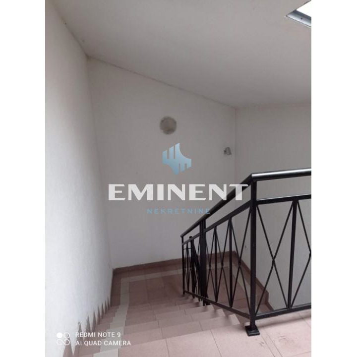 Trosoban stan na prodaju, Učiteljsko Naselje, Beograd, 133m², 299.000 €