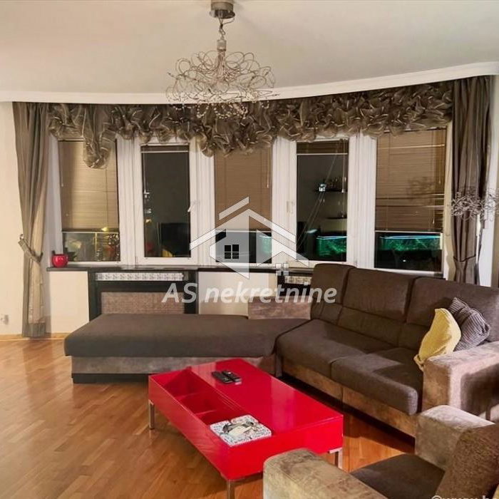 Stan Izdavanje Beograd Đeram Pijaca 74 m2