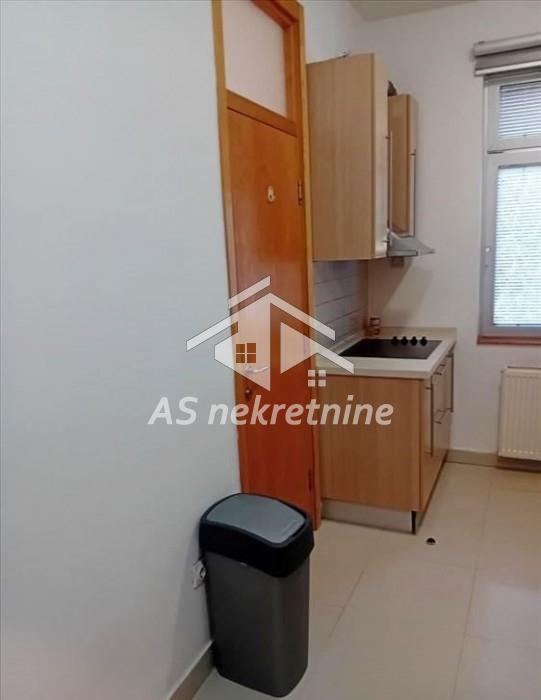 prodaja-nekretnina-LS6d2FnJVF Trosoban stan za izdavanje, Dedinje, Beograd, 98m², 1.300 €/mes