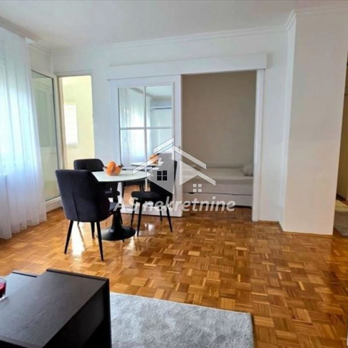 Stan Izdavanje Beograd Slavija 46 m2