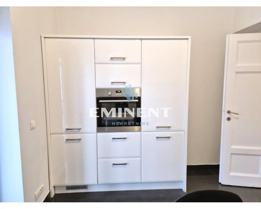 prodaja-nekretnina-PAkFydqCN3 Kuća za izdavanje, Autokomanda, Beograd, 360m², 4.600 €/mes