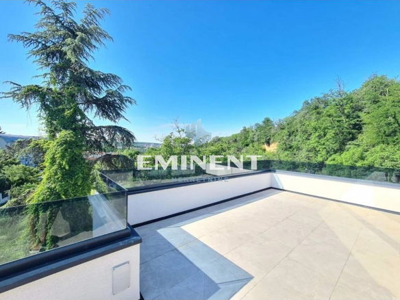 Stan Izdavanje Beograd Dedinje 360 m2