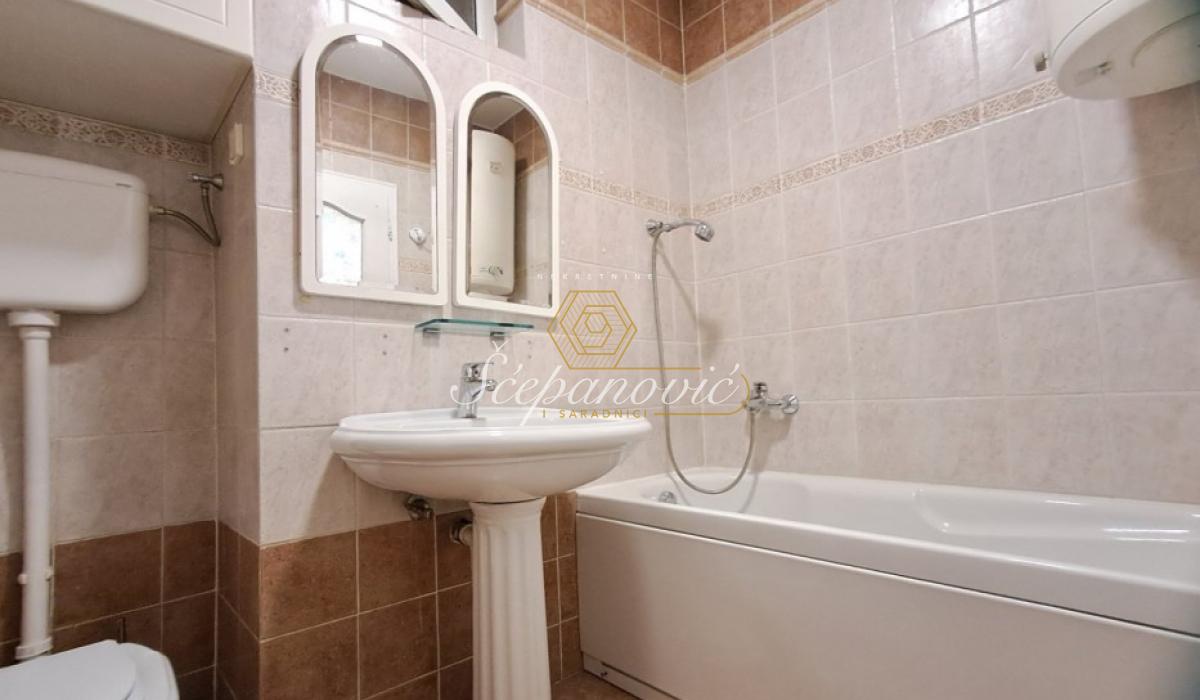 Stan Prodaja Novi Sad  96 m2