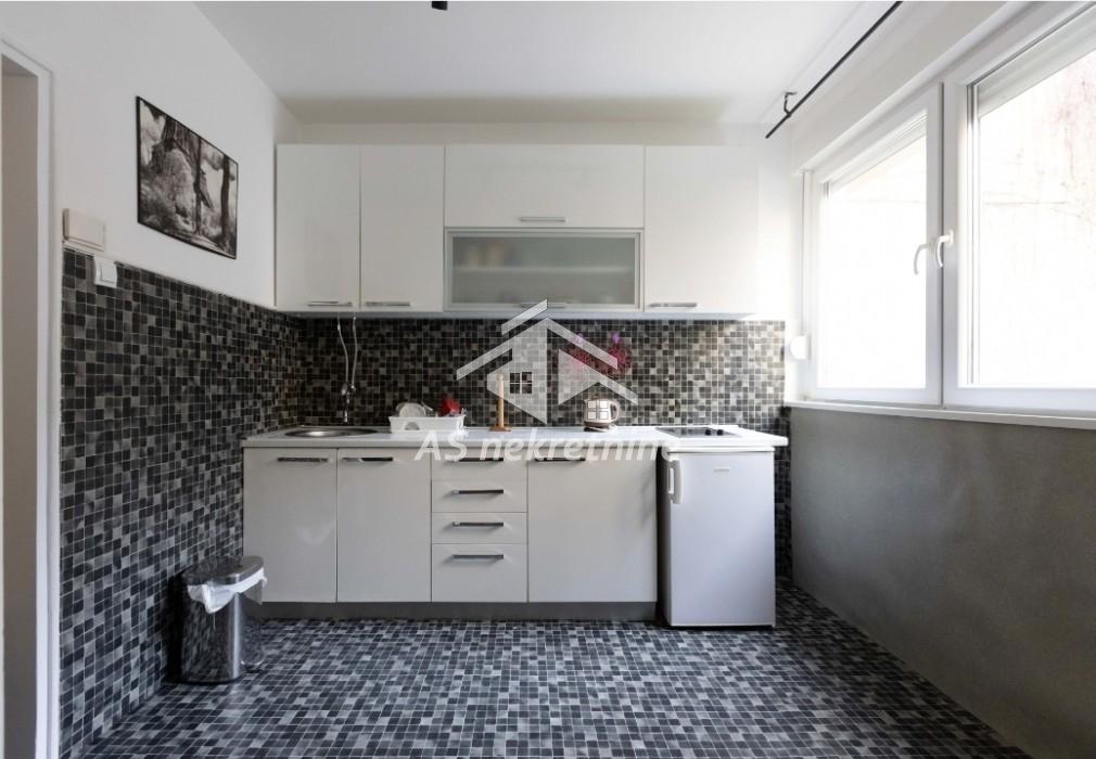 Stan Izdavanje Beograd Stan Izdavanje Beograd Trg Republike 38 m2
