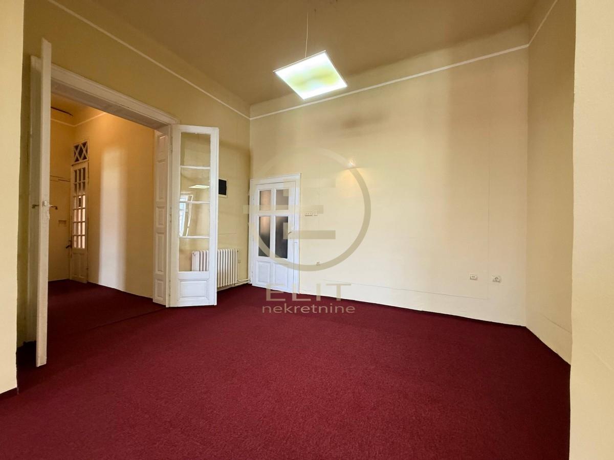 Lokal Izdavanje Novi Sad  80 m2