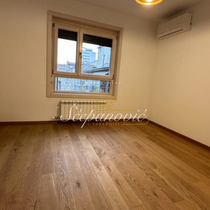 Stan Prodaja Beograd Hram Svetog Save 128 m2
