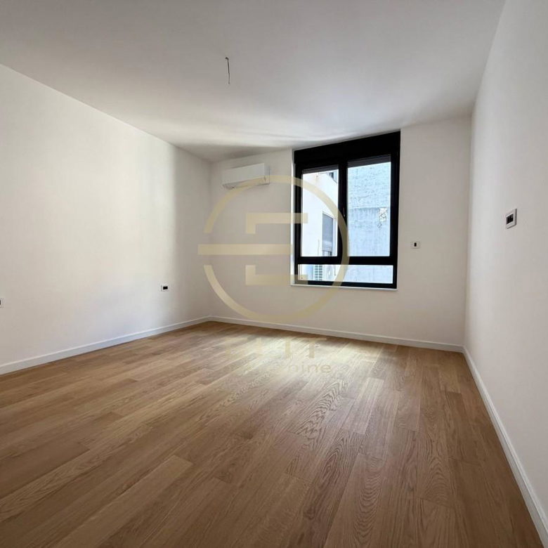 Lokal za izdavanje, Centar, Novi Sad, 126m², 1.890 €/mes