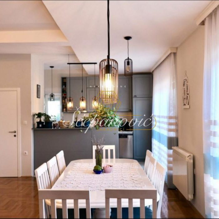Stan Prodaja Novi Sad  157 m2
