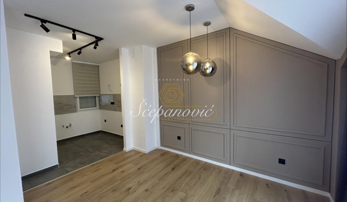 Stan Prodaja Novi Sad  58 m2