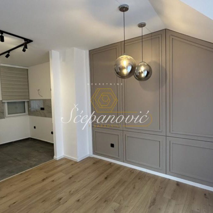 Stan Prodaja Novi Sad  58 m2