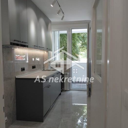 Stan Izdavanje Beograd Blok 11c - Stari Merkator 64 m2
